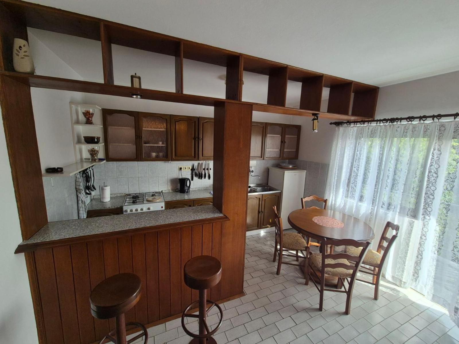 Apartmani Mazzarolli Jadranovo Exterior foto
